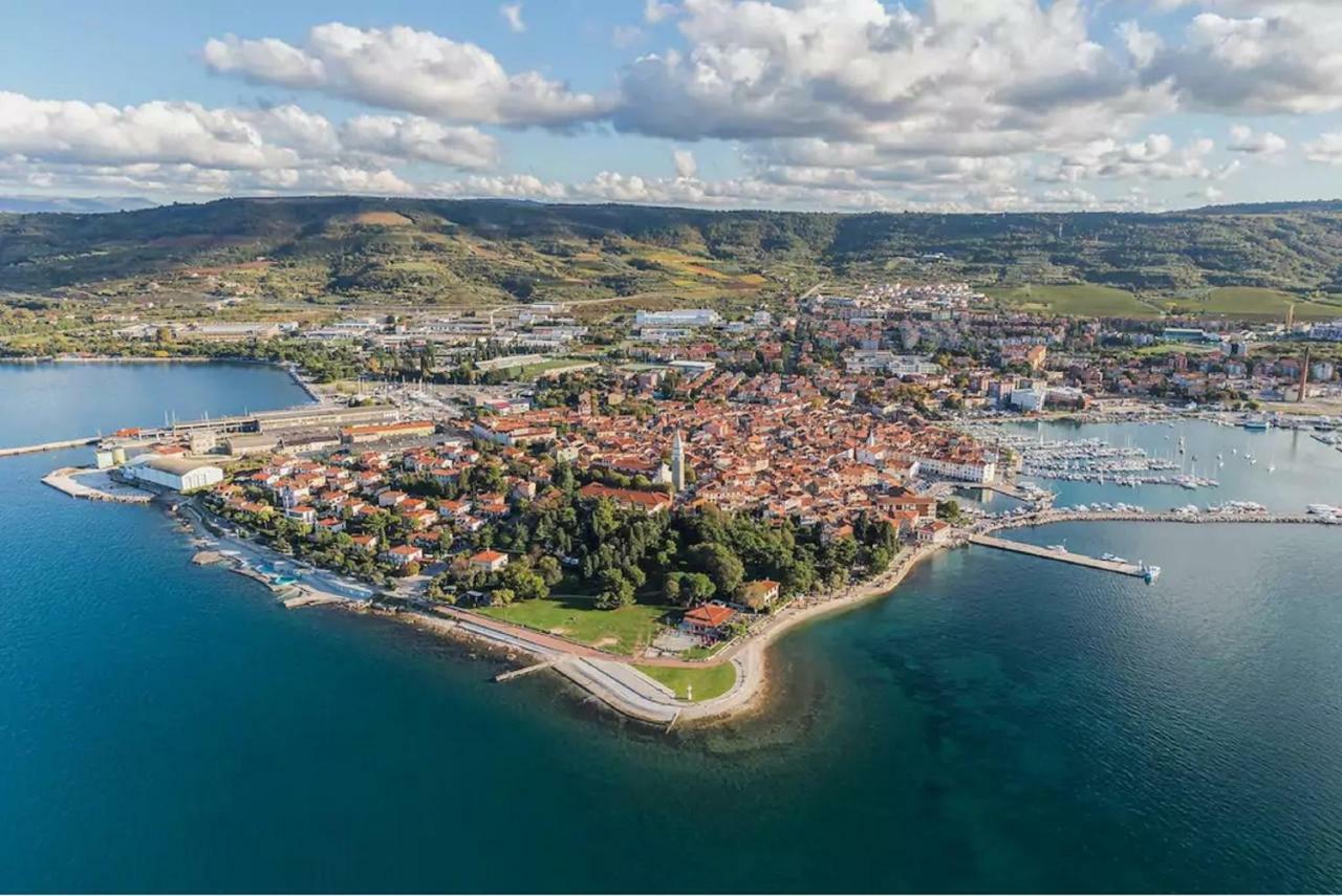 Vila Magenta, Terrace, Free Parking Izola Luaran gambar